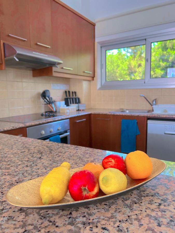 3 Bedroom Coral Bay Beach Seaview Villa I Private Pool Peyia Esterno foto