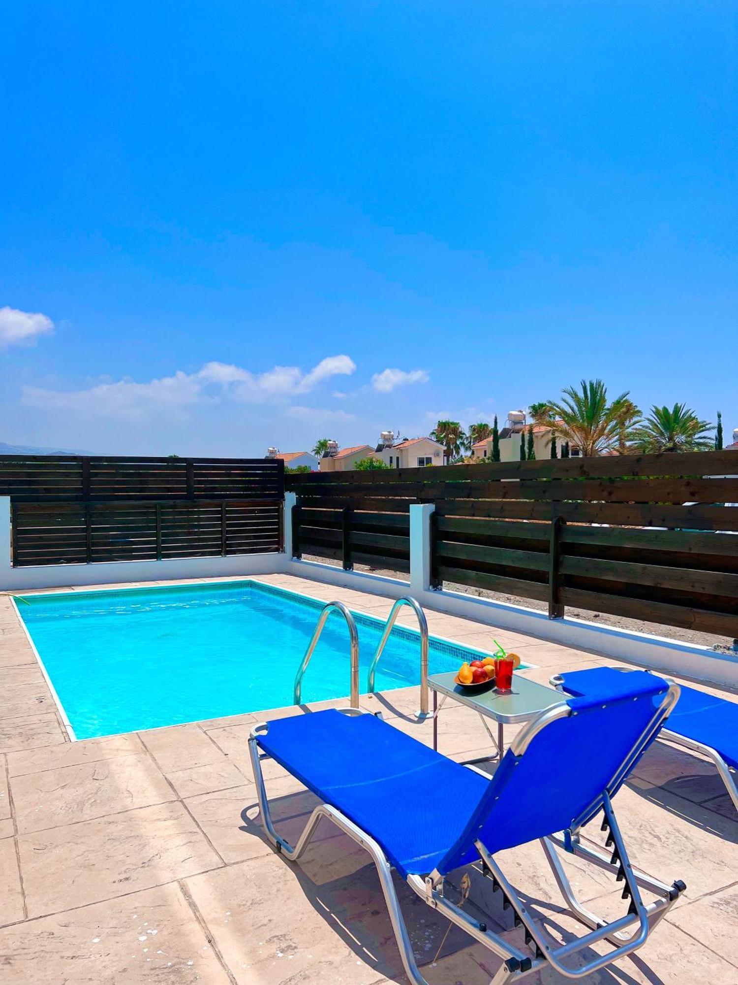 3 Bedroom Coral Bay Beach Seaview Villa I Private Pool Peyia Esterno foto